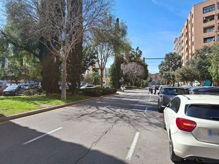 Local comercial en alquiler en En Corts en Valencia