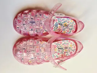 Cangrejeras rosas con flores Talla 25