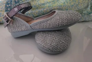 Vestido niña 2 años( regalo calzado talla 24)