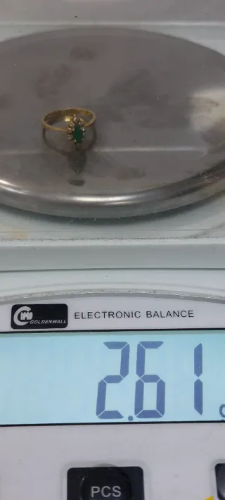 Anillo Oro 18K Esmeralda y Diamantes