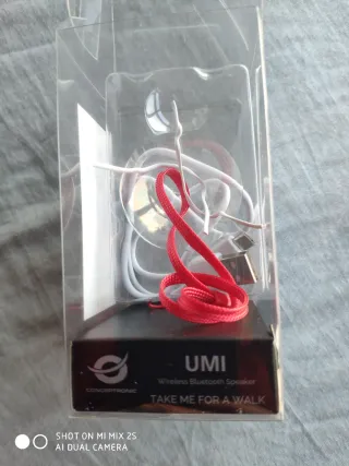 Altavoz Bluetooth Umi Rojo