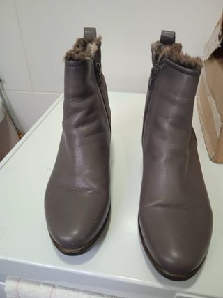 Botines marrones con forro de pelo