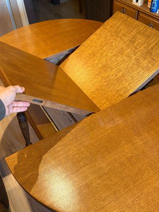 Mesa de comedor extensible de madera