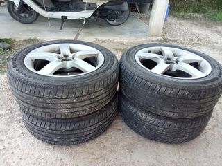 Llantas Seat León MK1 Sport con neumáticos y tapas