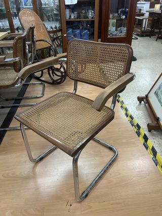 Sillas Cesca con brazos