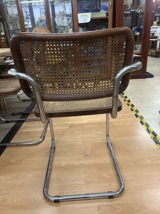 Sillas Cesca con brazos