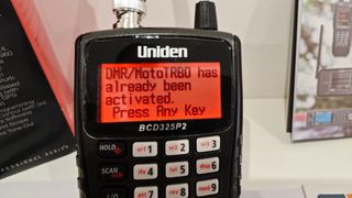 Uniden BCD325P2 TrunkTracker V Scanner