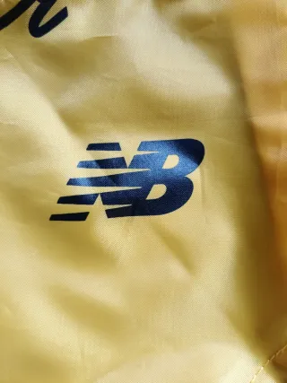 Bolsa Maratón Valencia Finisher 2025 New Balance