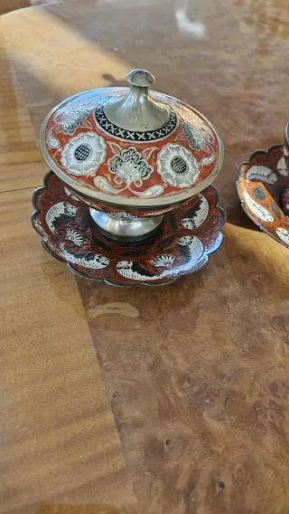 Juego de recipientes decorados