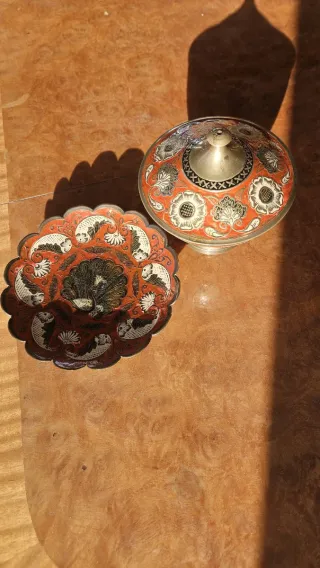 Juego de recipientes decorados