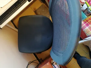 Silla de escritorio negra