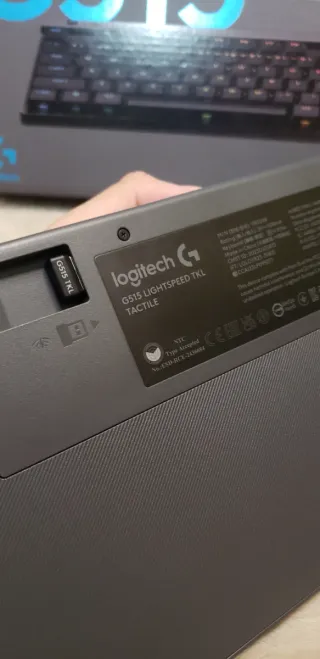 Teclado Logitech G515 Lightspeed TKL