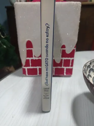 ¿Qué hace mi gato cuando no estoy?: Una histori...