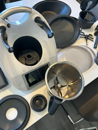 Thermomix TM6 +Accesorios Cortador y Espiralizador