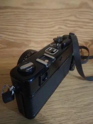 Yashica MG-1 Cámara Analógica Negra