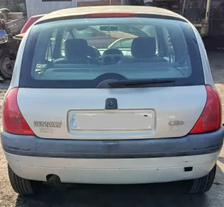 Renault Clio 2001