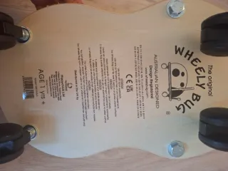 Correpasillos Abeja Wheely Bug 1-3 años