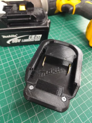 Adaptador Dewalt para Batería Makita