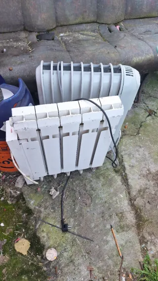 2 Radiadores Eléctricos Seminuevos