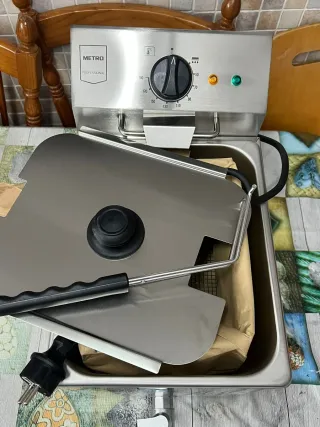 Freidora Profesional  8 Litros