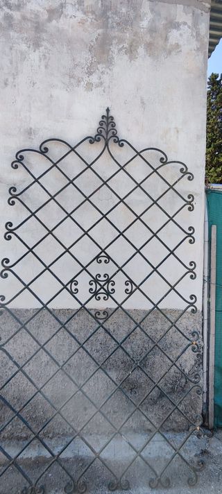 Vallas de hierro forjado antiguas