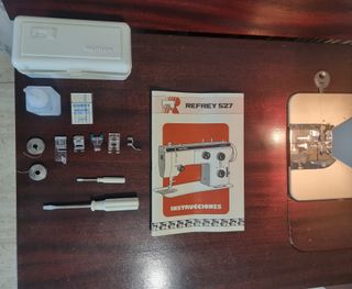 MÁQUINA DE COSER REFREY 527 SEMI INDUSTRIAL