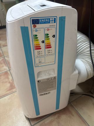 Aire Acondicionado Portátil con Bomba Calor