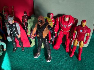 Colección 17 Figuras Marvel y Acción 30cm