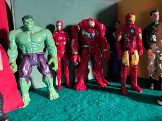 Colección 17 Figuras Marvel y Acción 30cm