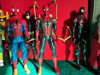 Colección 17 Figuras Marvel y Acción 30cm