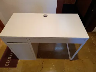 Escritorio blanco Ikea