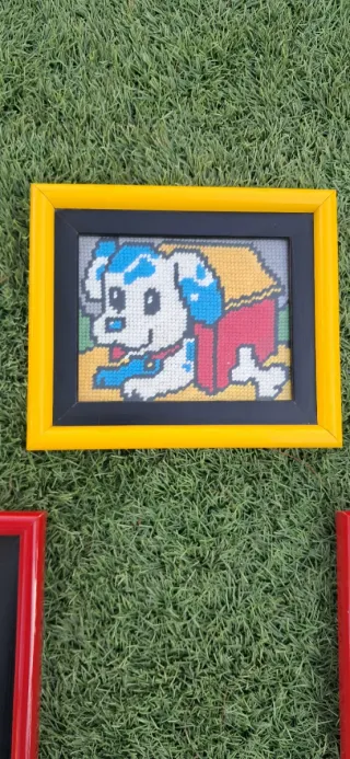 Regalo Lote 3 cuadros perritos a cañamazo