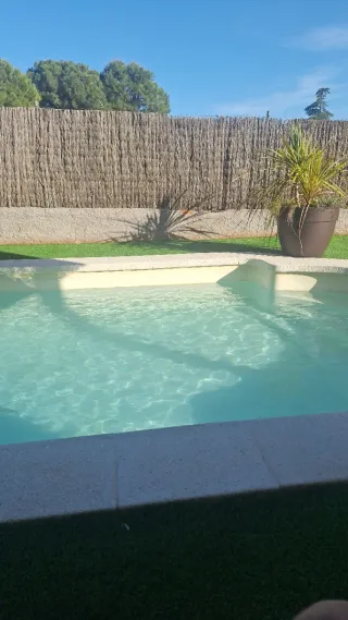 SERVICIO LIMPIEZA PISCINAS