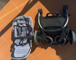 Carrito y parque infantil