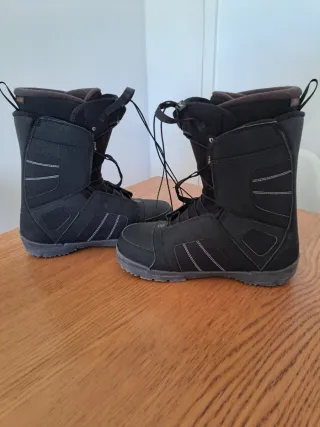 Botas Snowboard Salomon Talla 41.5 Usadas 5 veces.