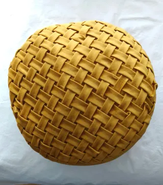 Cojín redondo mostaza