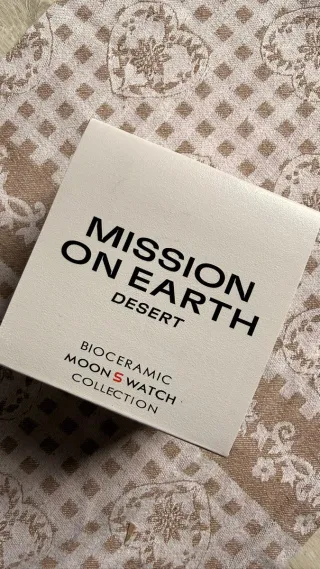 Swatch Omega Speedmaster Moonswatch