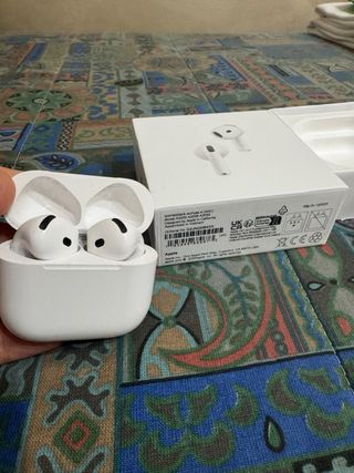 Air Pods 4 (ANC)
