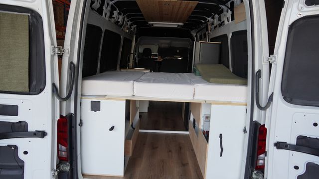 Volkswagen Crafter 35 Furgón BL TA L4H3 2.0TDI 103kW(140CV)