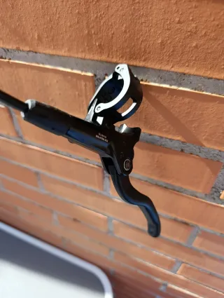 SHIMANO MT410 Frenos BL-M4100/ BR-MT410 Nuevos.