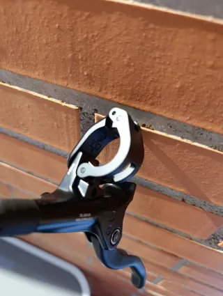 SHIMANO MT410 Frenos BL-M4100/ BR-MT410 Nuevos.