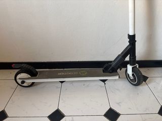 Patinete eléctrico infantil