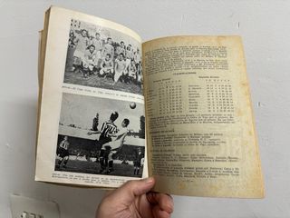 Libro fútbol - Y La Liga sigue, año 1952