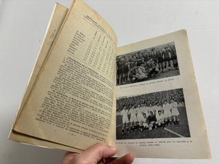 Libro fútbol - Y La Liga sigue, año 1952