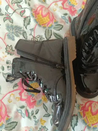 Botas charol negras talla 37