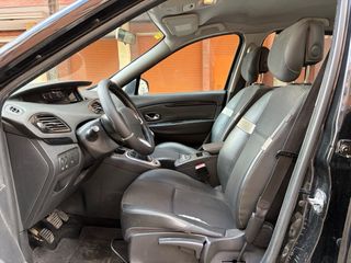 Renault Grand Scenic 7plz 130cv diesel 2011