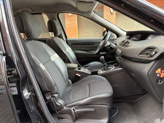 Renault Grand Scenic 7plz 130cv diesel 2011