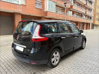 Renault Grand Scenic 7plz 130cv diesel 2011