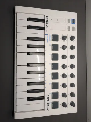 Arturia MiniLab mkII Controller MIDI