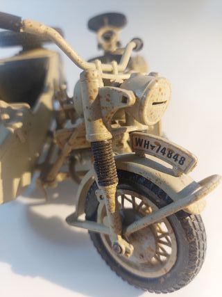 BMW R75-Sidecar "Afrika Korps" 1:15 Metallo 70'